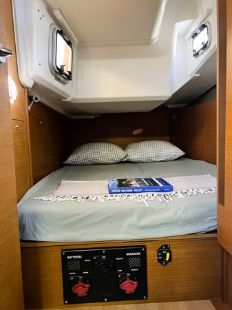 Jeanneau Sun Odyssey 410 | Little Tony