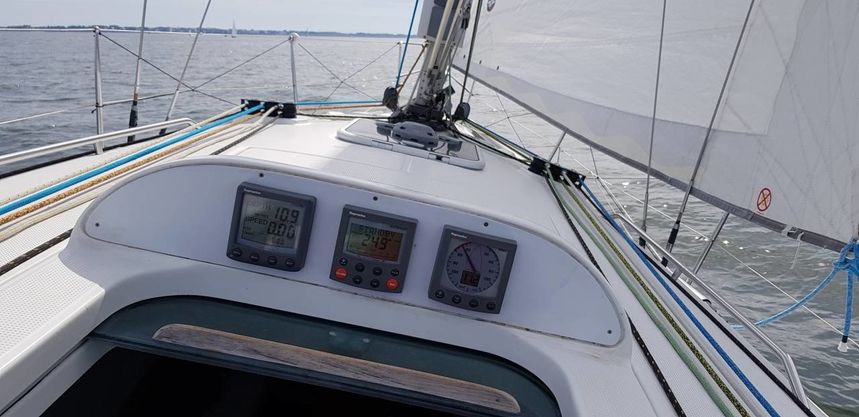 Beneteau First 36.7 | Lota 4