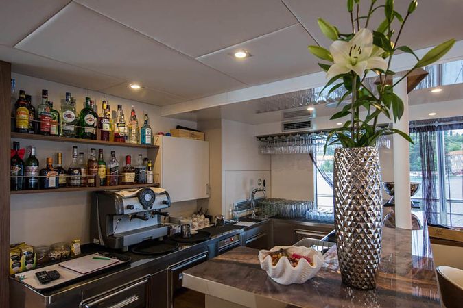 Custom Built 157 | Yolo