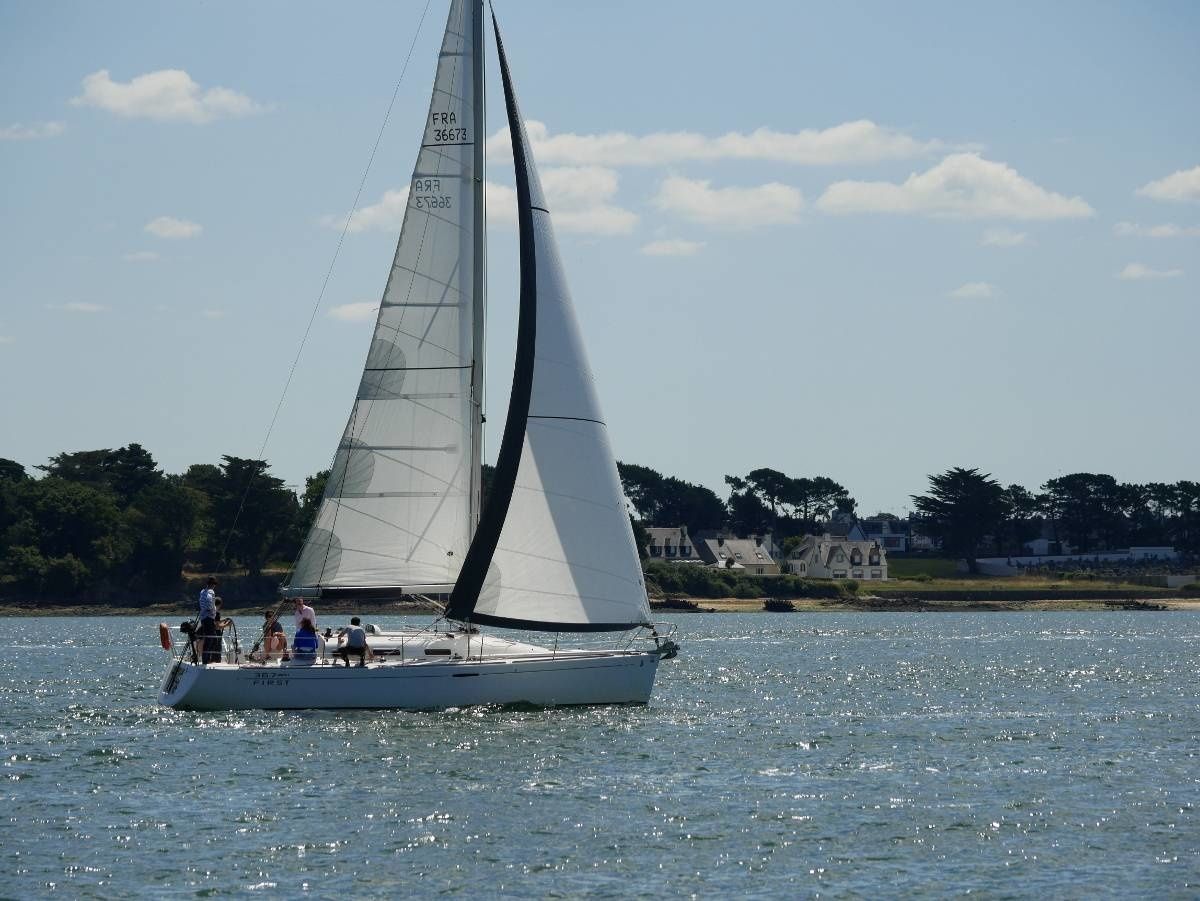 Beneteau First 36.7 | Yeach Mad 2
