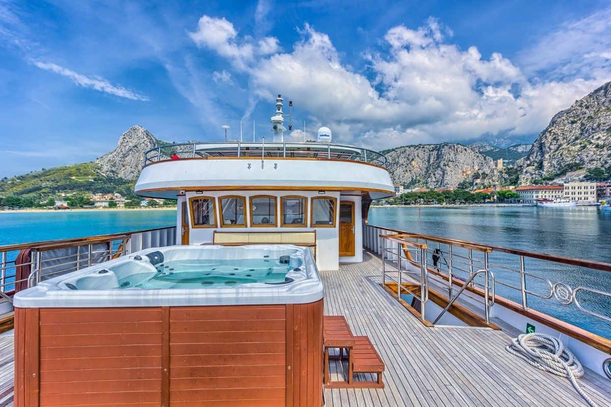 Custom Built 42 | Melody