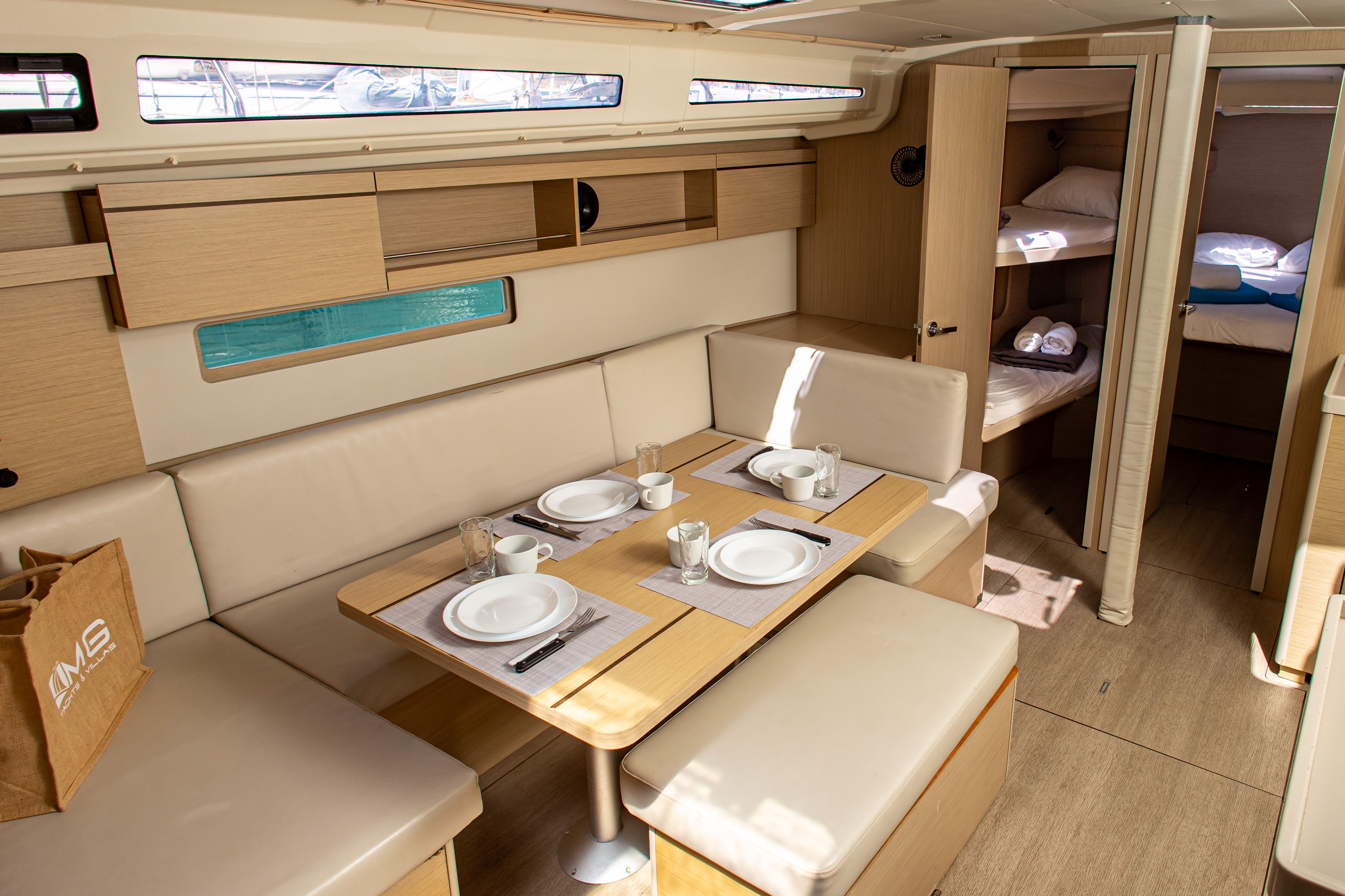 Beneteau Oceanis 40.1 | Fots