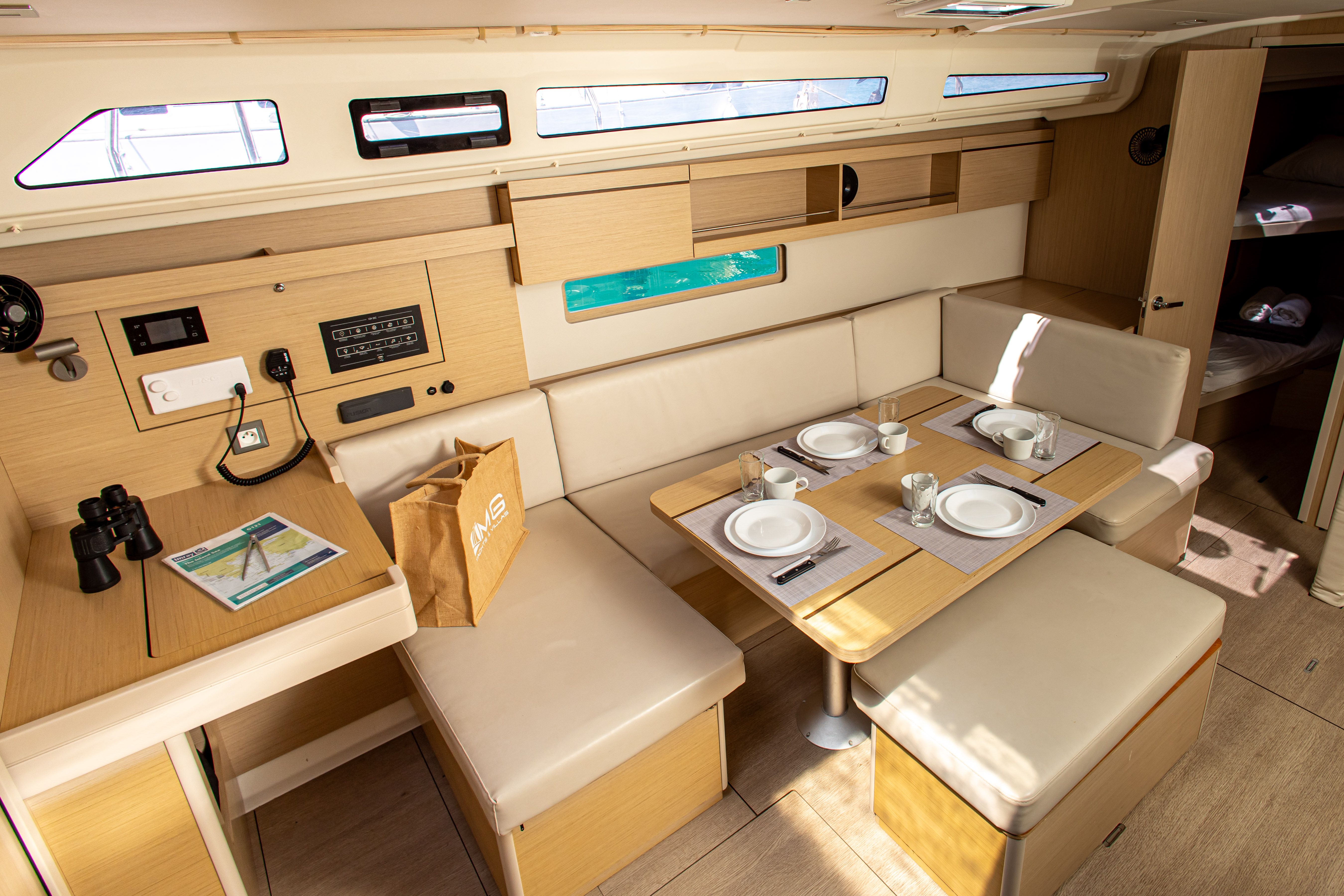 Beneteau Oceanis 40.1 | Fots