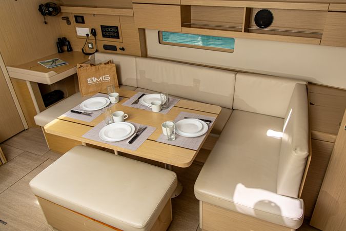 Beneteau Oceanis 40.1 | Fots