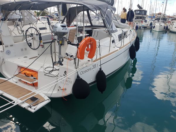 Beneteau Oceanis 38.1 | The Boss