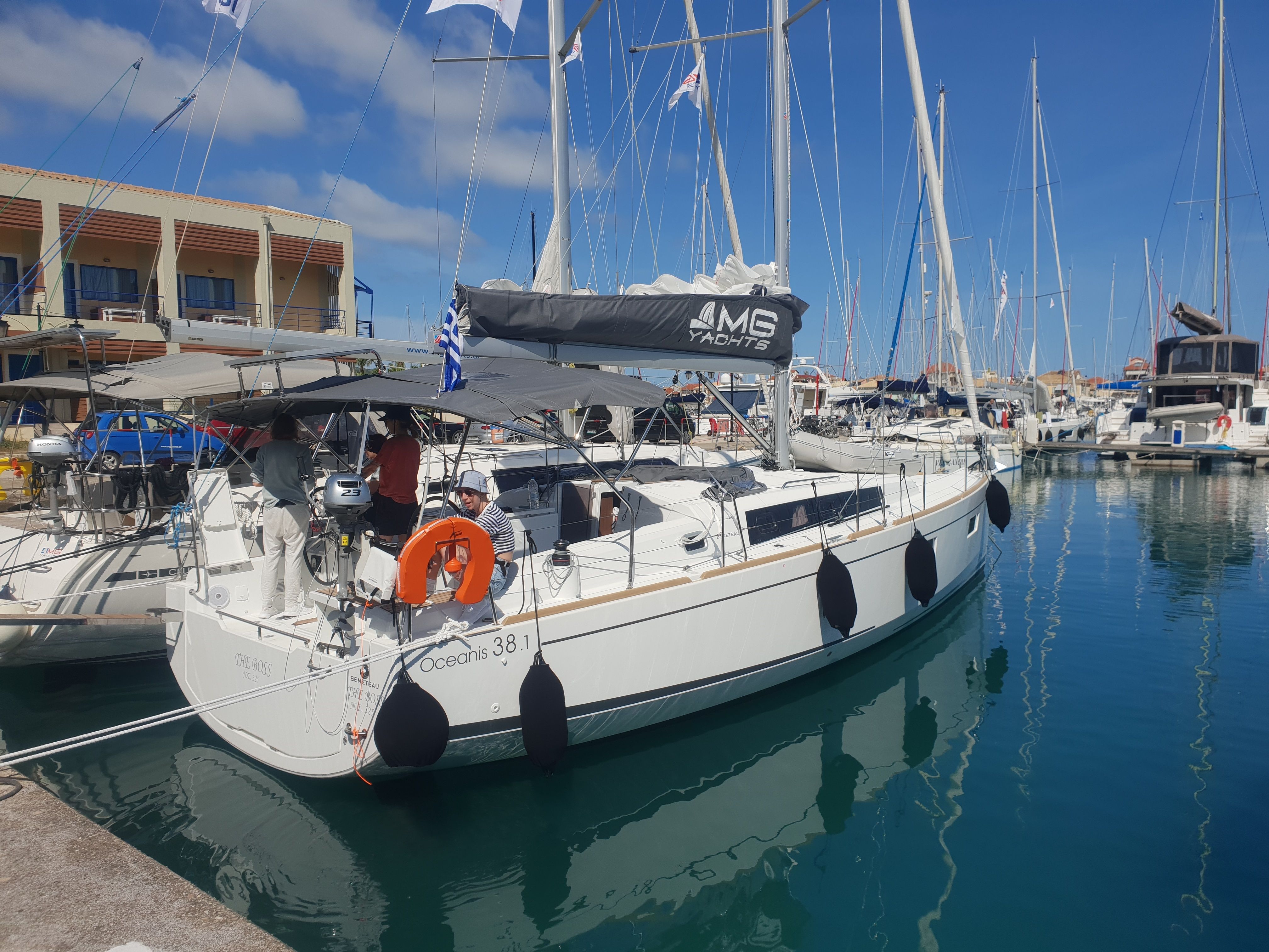 Beneteau Oceanis 38.1 | The Boss