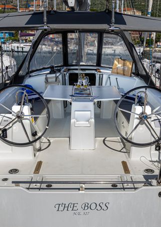 Beneteau Oceanis 38.1 | The Boss