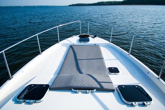 Cobra Yachts 40 | Grand Horizon