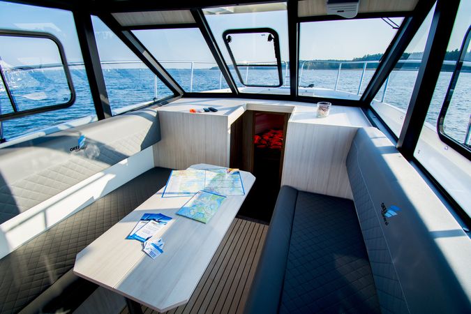 Cobra Yachts 40 | Grand Horizon
