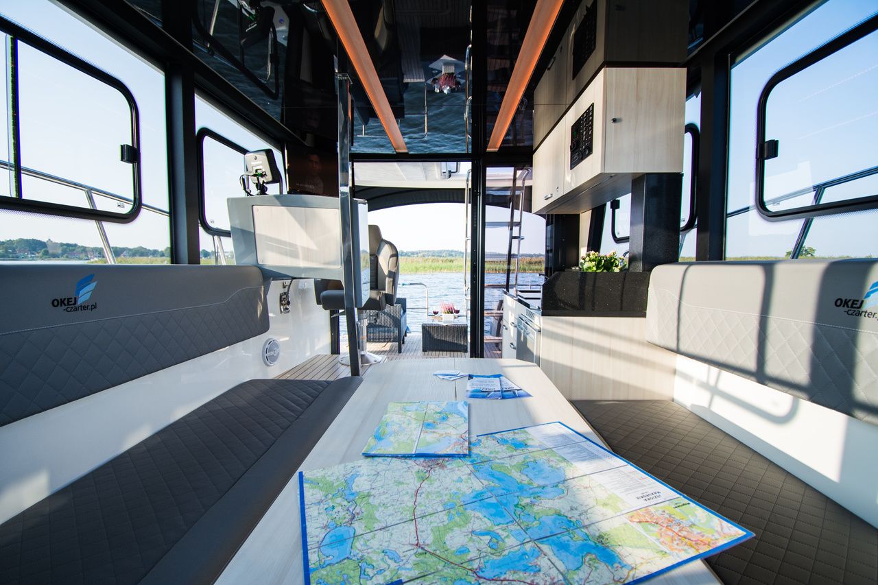 Cobra Yachts 40 | Grand Horizon