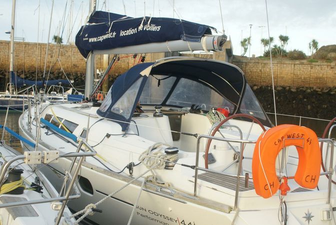 Jeanneau Sun Odyssey 44i | Cap West 44