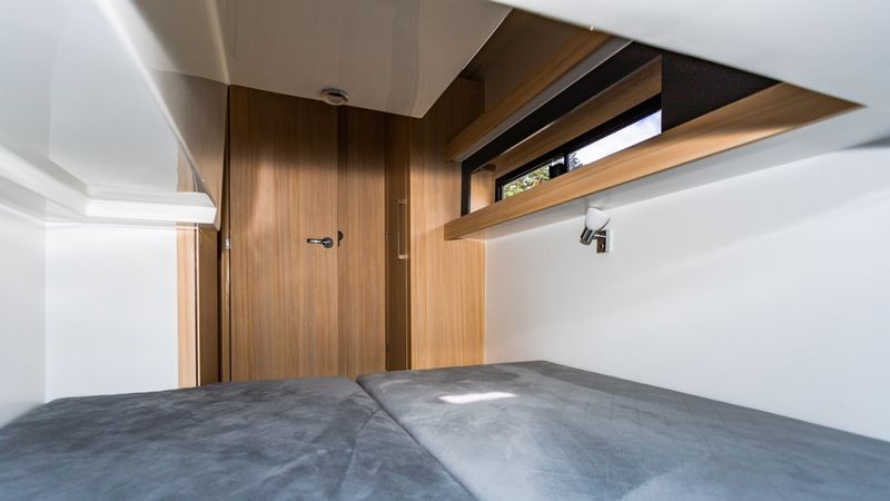 Cobra Yachts 40 | Bella Graphite