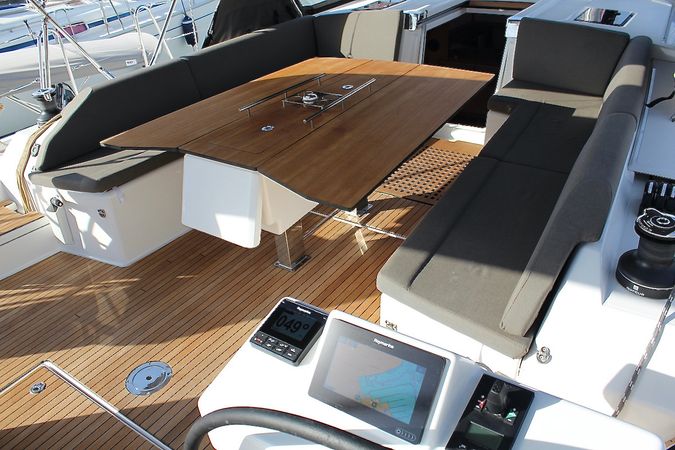 Dufour 530 | Why not 18