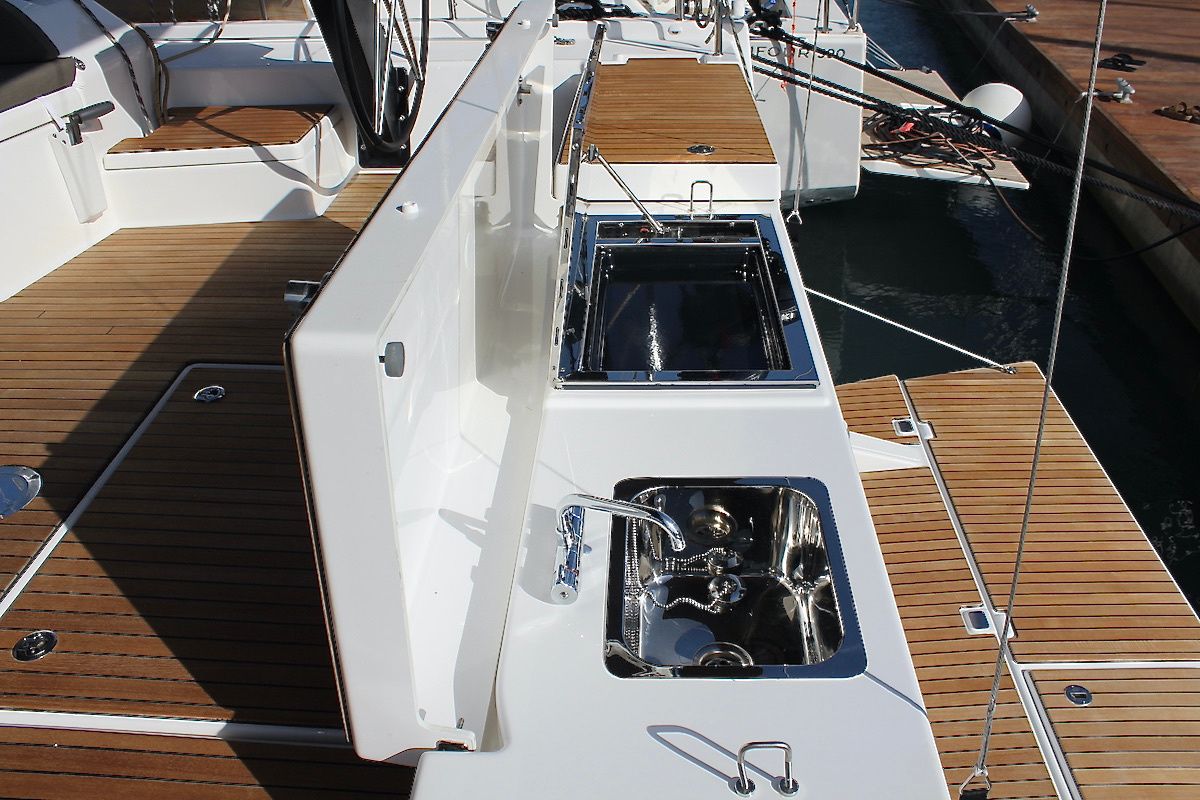 Dufour 530 | Why not 18