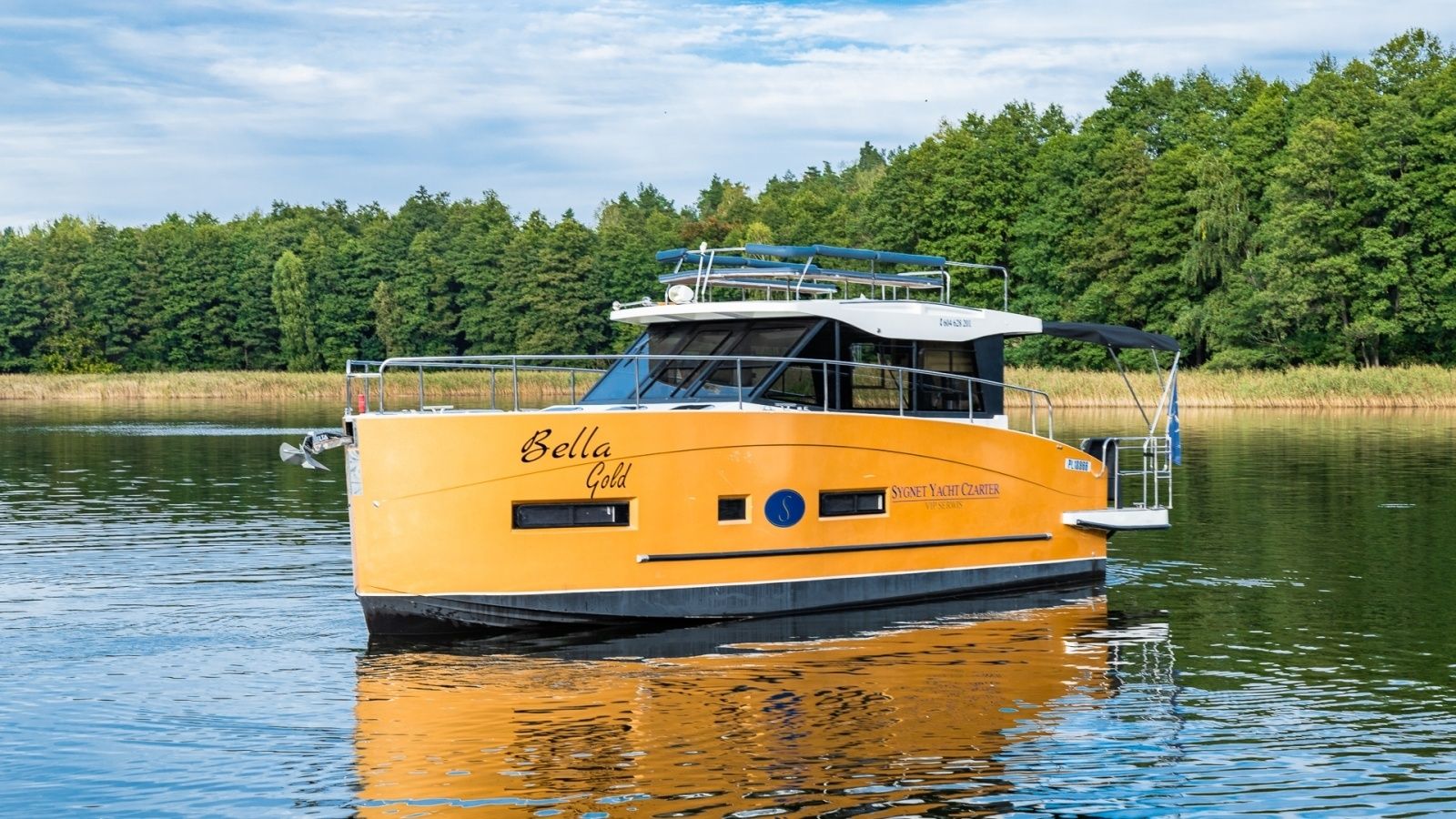 Cobra Yachts 36 | Bella Gold