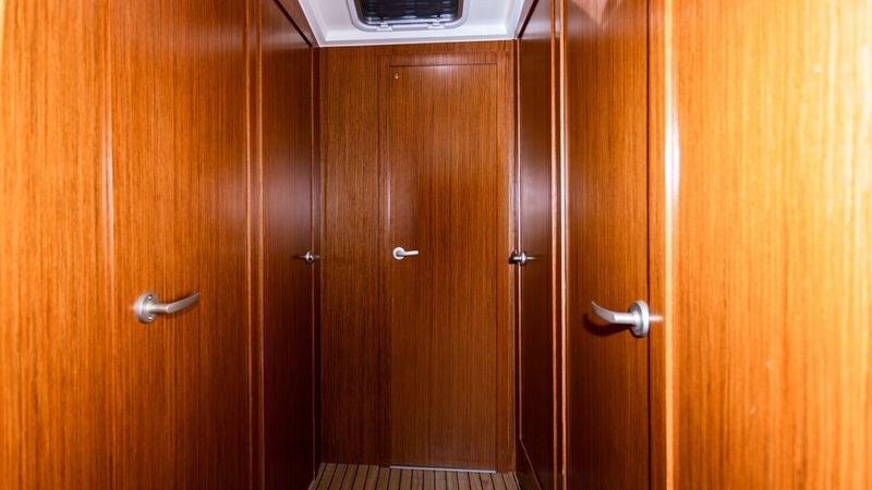 Cobra Yachts 36 | Bella Gold
