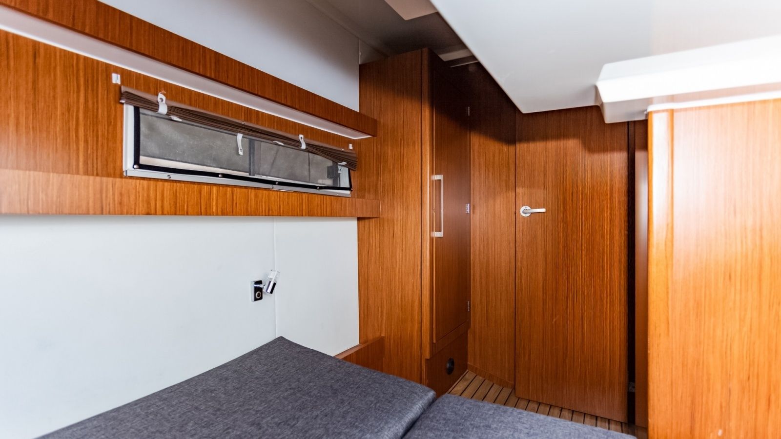 Cobra Yachts 36 | Bella Silver