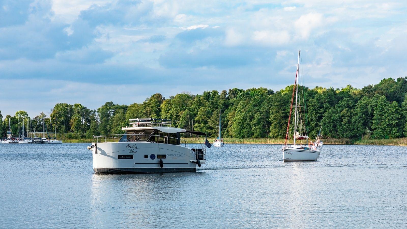 Cobra Yachts 36 | Bella Silver