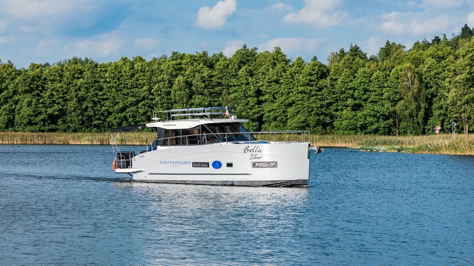 Cobra Yachts 36 | Bella Silver