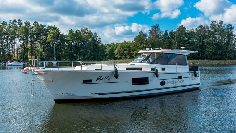 Delphia Nautika 1300 | Bella White