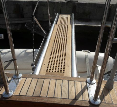 Canados 50 Fly | Rosmary 2