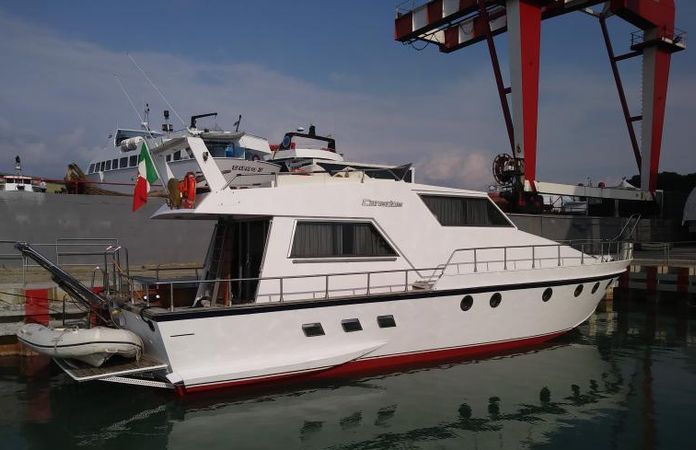 Canados 50 Fly | Rosmary 2