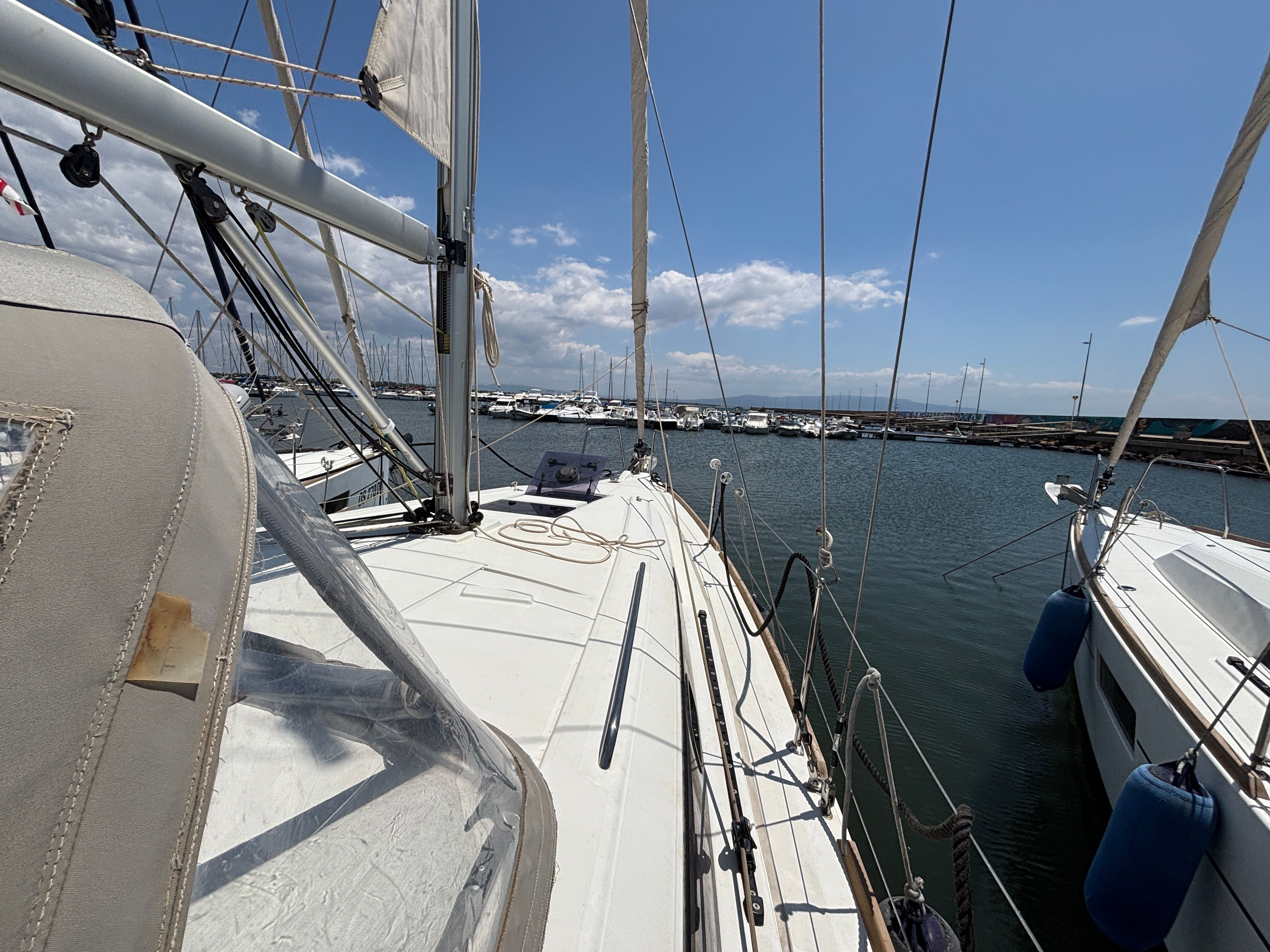 Beneteau Oceanis 35 | Guia