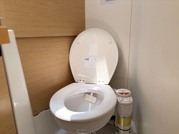 Beneteau Oceanis 35 | Guia