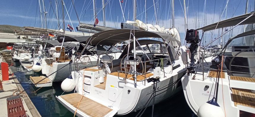 Hanse 458 | One Life