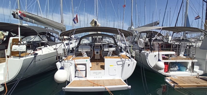 Hanse 458 | One Life