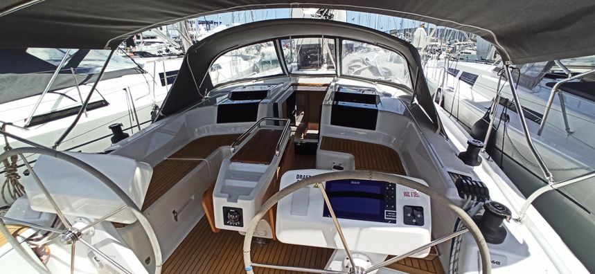 Hanse 458 | One Life