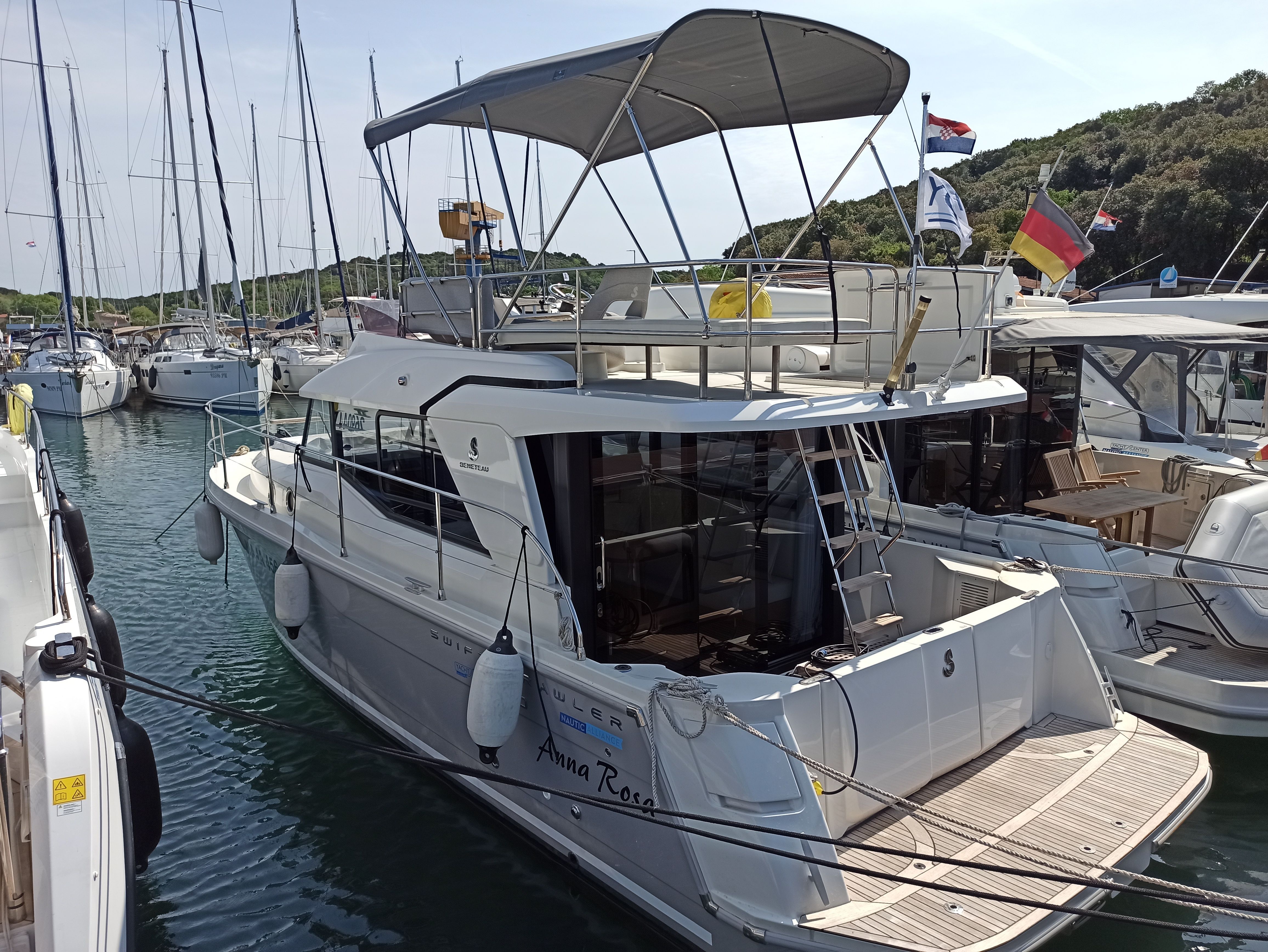 Beneteau Swift Trawler 30 | AnnaRosa
