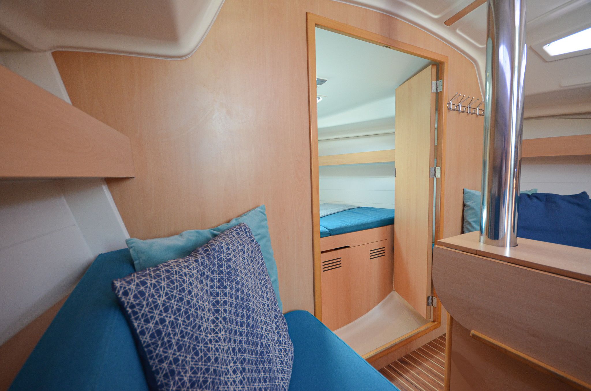 Delphia 33 MC | Spirit