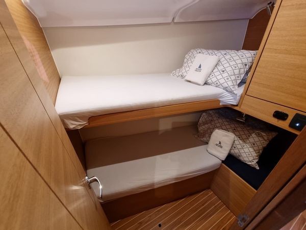 Elan 45 | Linea Uno