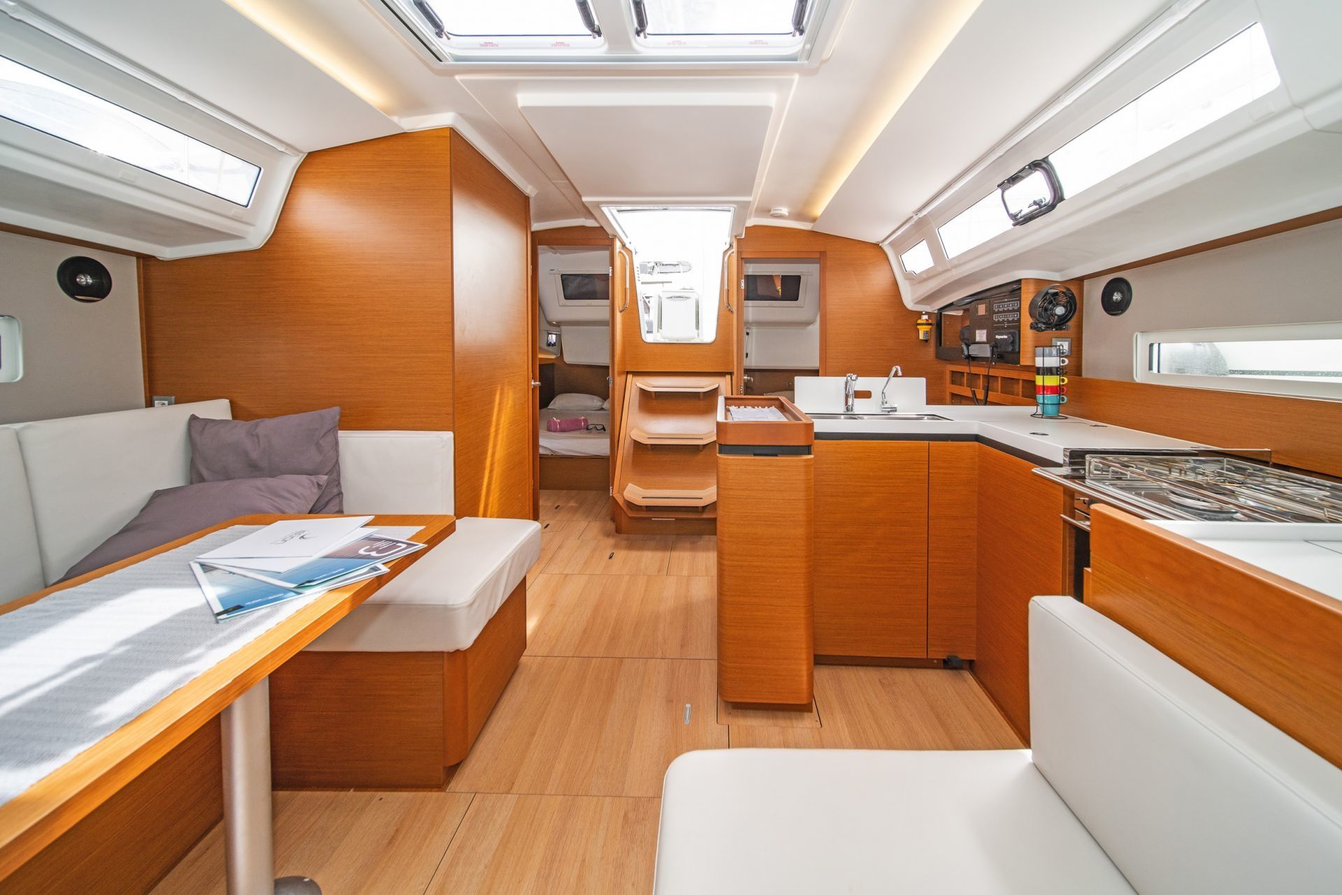 Jeanneau Sun Odyssey 410 | Nami