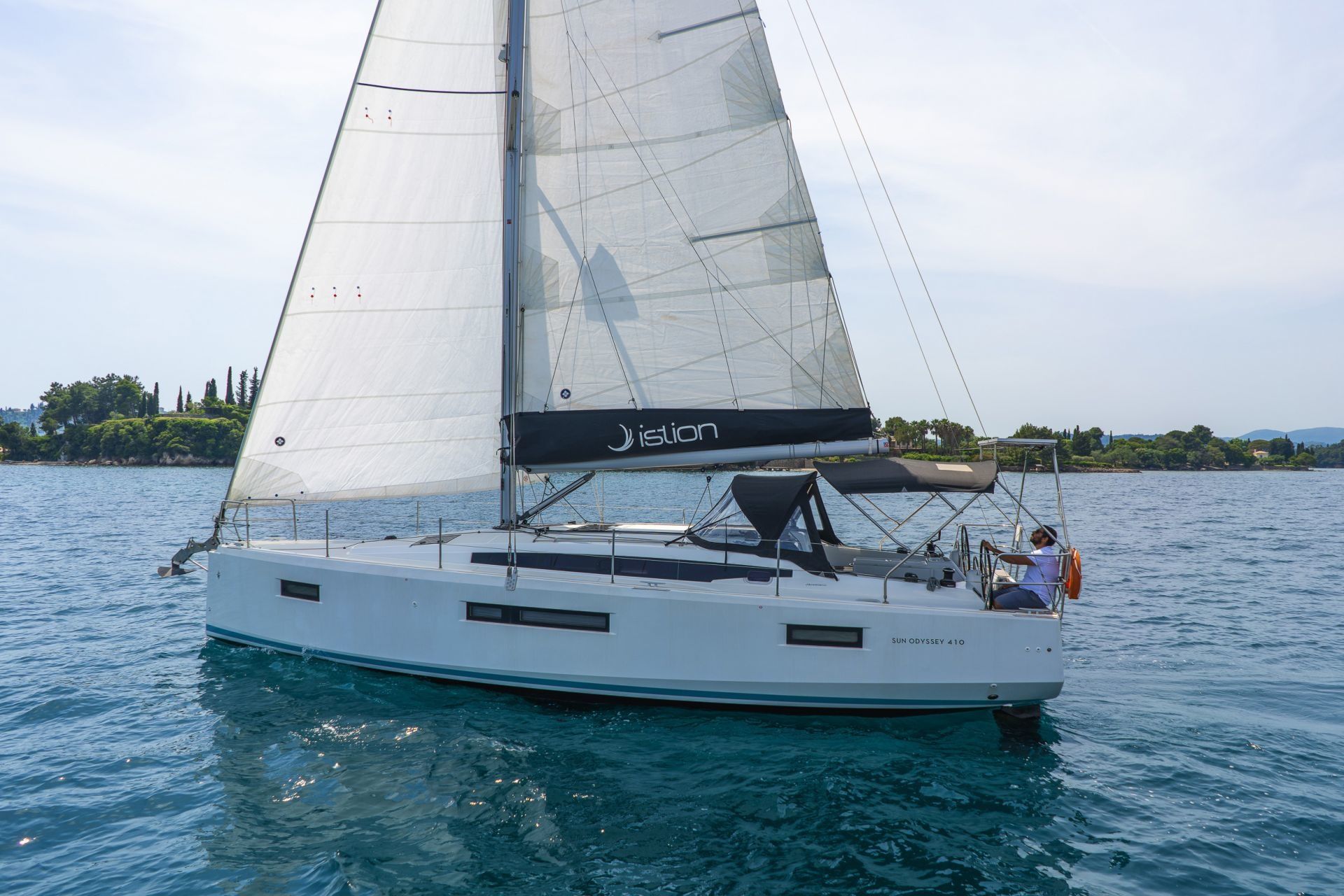 Jeanneau Sun Odyssey 410 | Sea Whisper