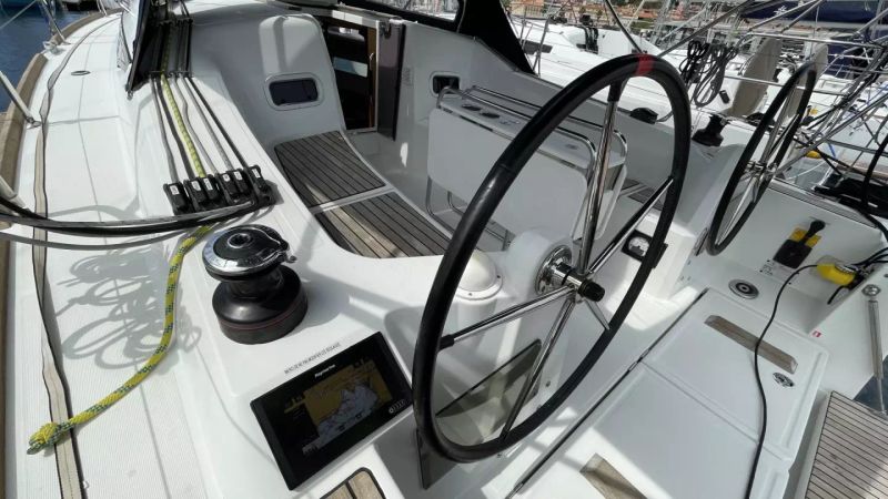 Jeanneau Sun Odyssey 349 | Llampuga