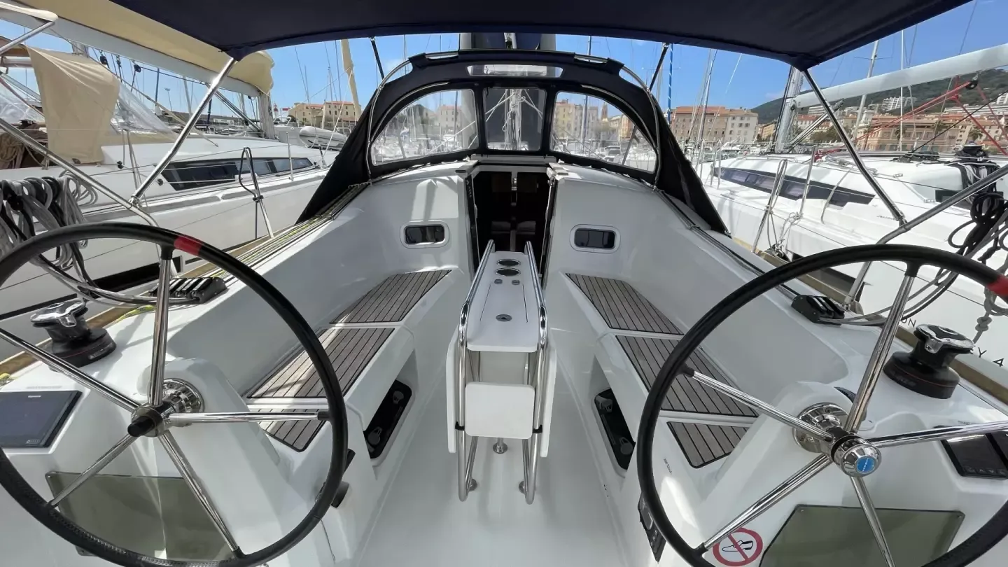 Jeanneau Sun Odyssey 349 | Llampuga