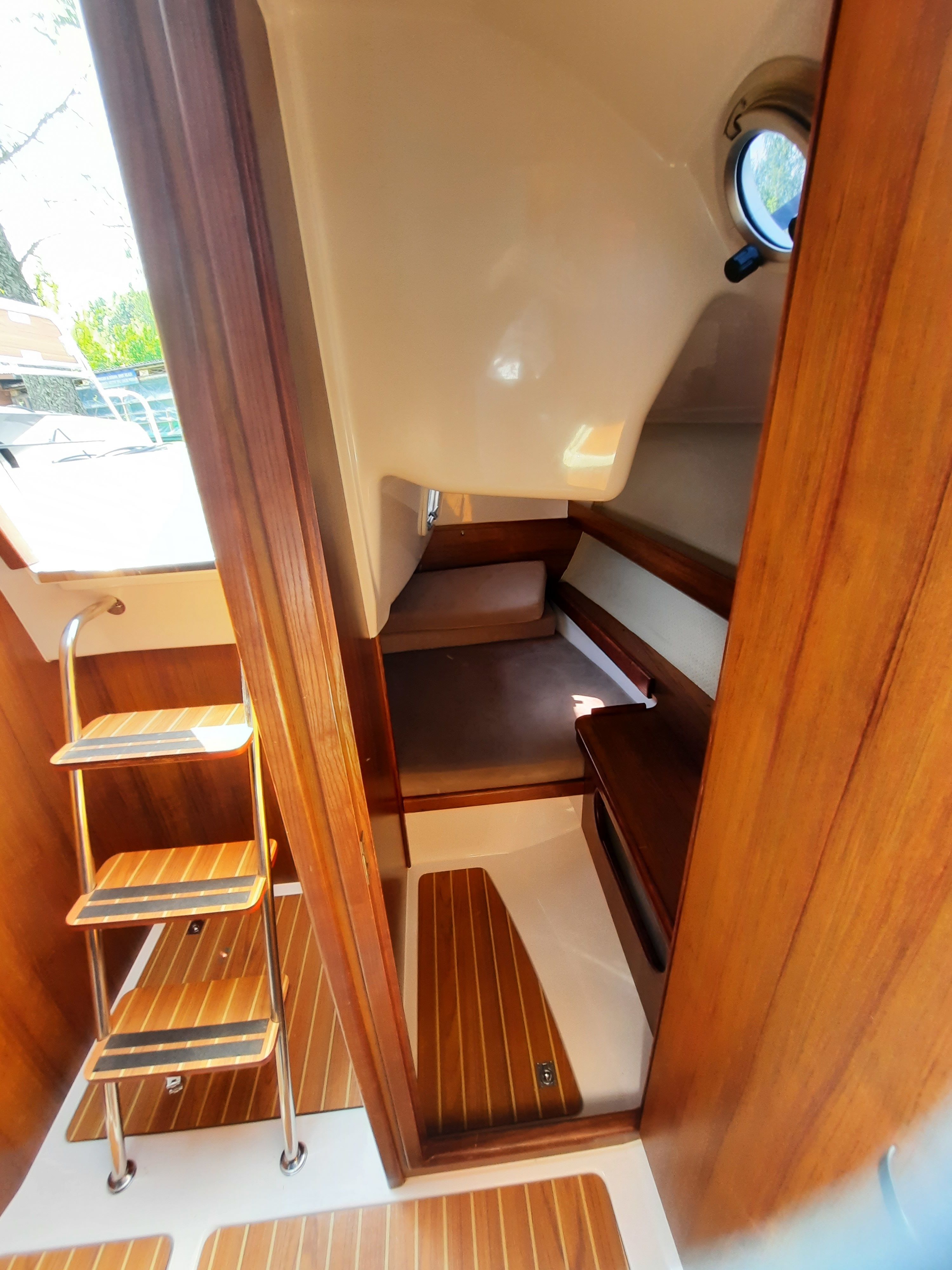Northman Maxus 28 | Samos