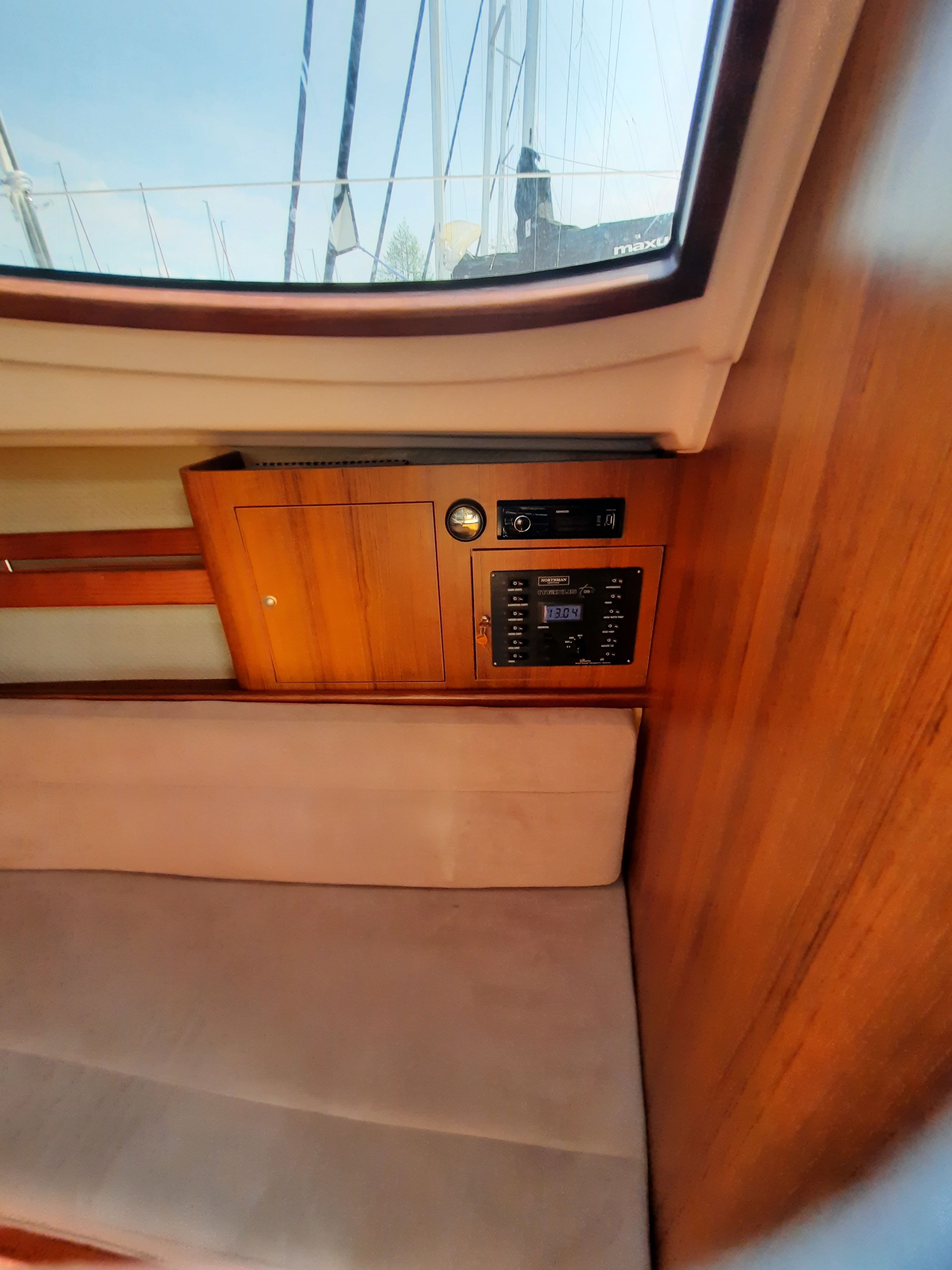 Northman Maxus 28 | Samos