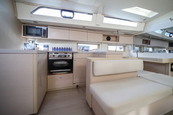 Beneteau Oceanis 51.1 | Zagara
