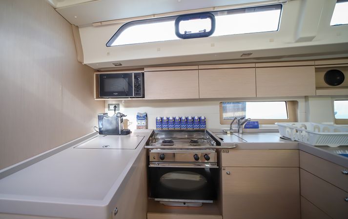 Beneteau Oceanis 51.1 | Zagara