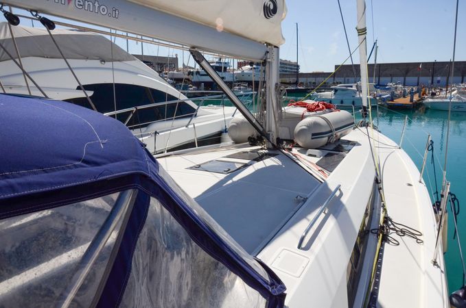 Beneteau Oceanis 46.1 | Azalea
