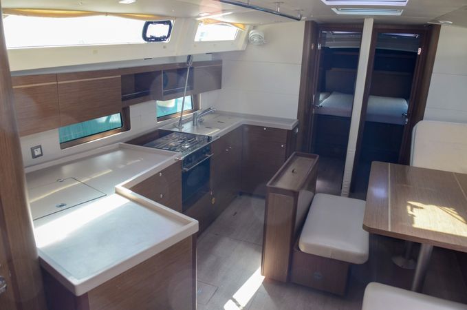Beneteau Oceanis 46.1 | Azalea
