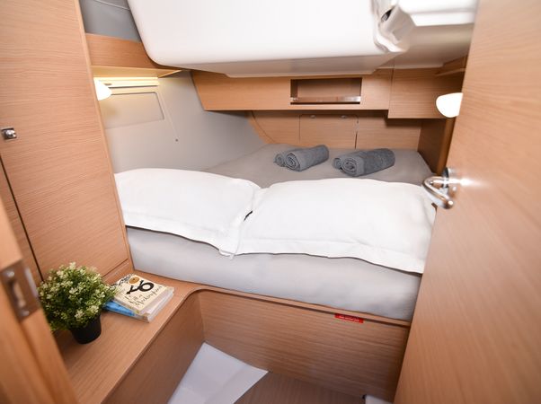 Dufour 390 | Orsalia