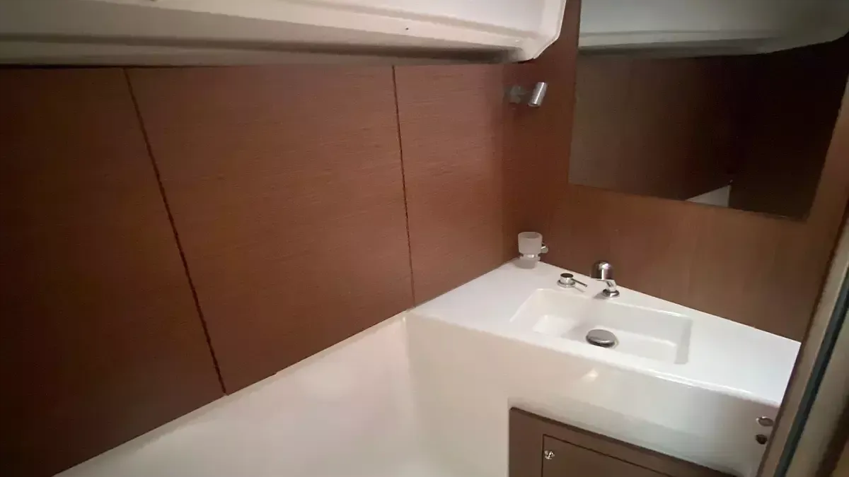 Beneteau Oceanis 40.1 | Aria