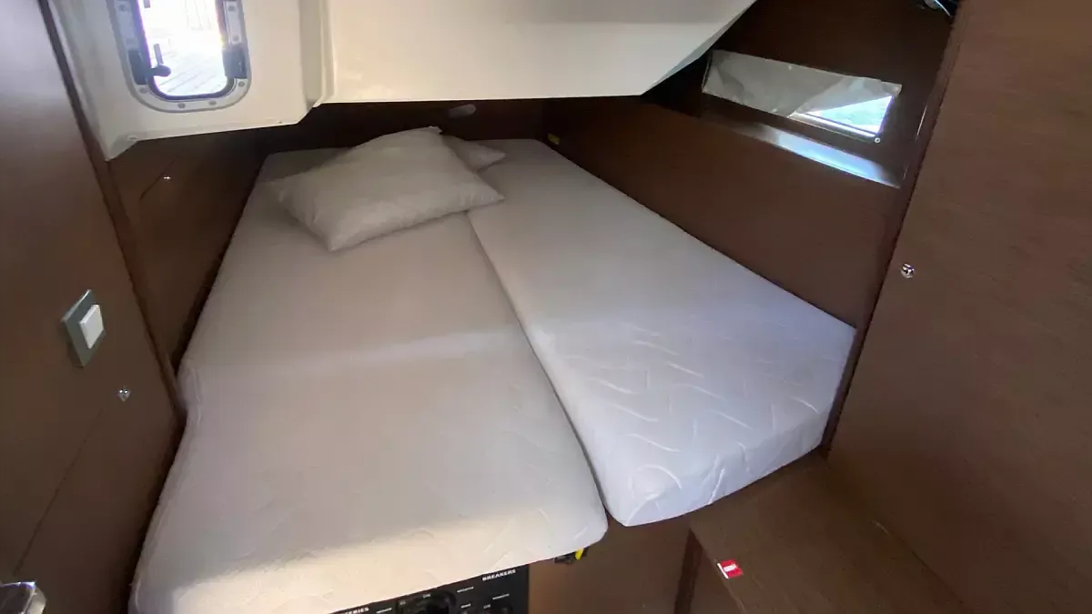 Beneteau Oceanis 40.1 | Aria