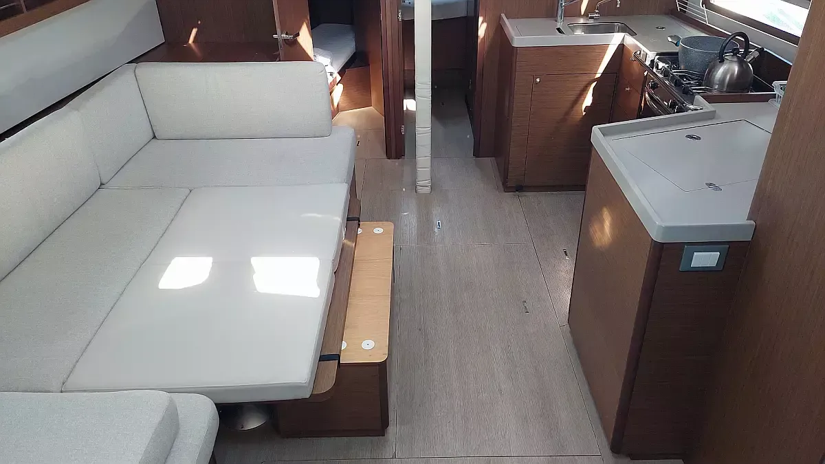 Beneteau Oceanis 40.1 | Aria
