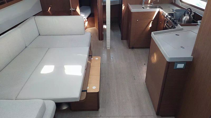 Beneteau Oceanis 40.1 | Aria