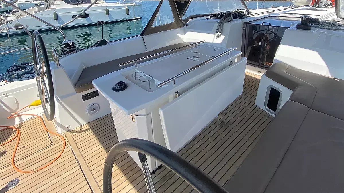 Beneteau Oceanis 40.1 | Aria